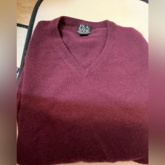 Men’s Jos. A. Banks cashmere sweater size Large - Picture 1 of 4